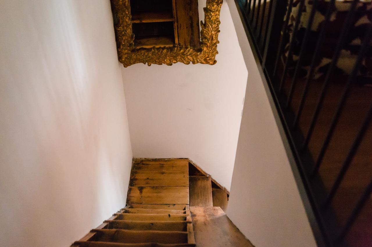 Historical And Luxury Apartment Bologna Exterior foto